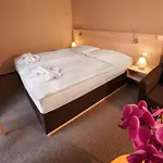 فندق Wellness Hotel Sauna