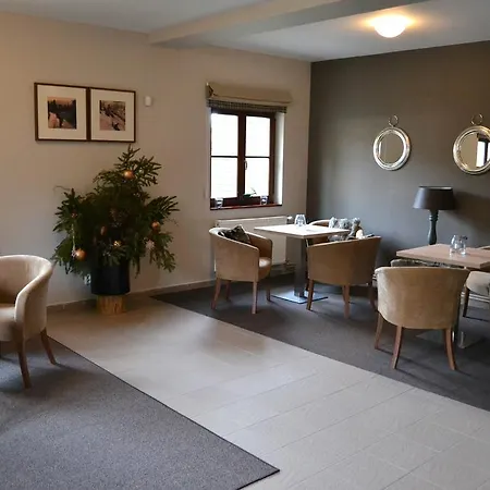 מלון Wellness Sauna 3*